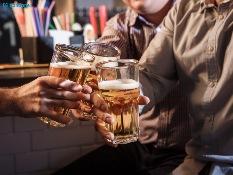 tác hại của rượu bia với xương khớp