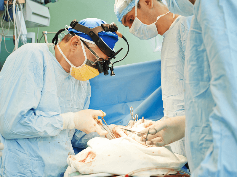 Những phương pháp phẫu thuật chỉnh hình cong vẹo cột sống