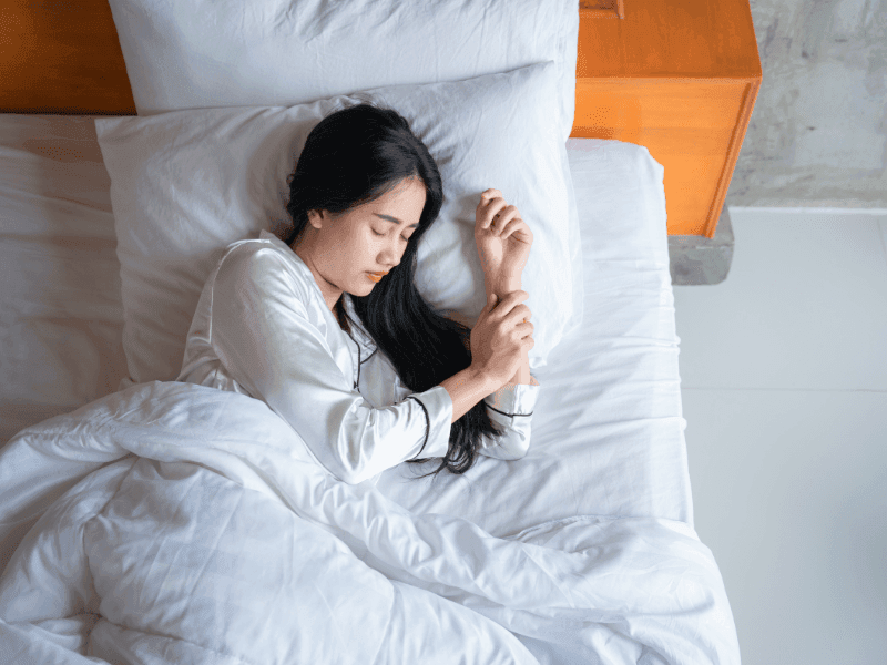 Cách phòng ngừa đau lưng khi nằm ngủ