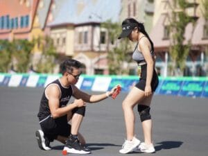 Đai bảo vệ khớp gối khi đi bộ đường dài