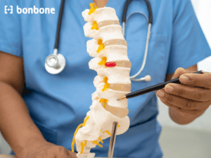 Cách nhận biết đau lưng dưới do thoái hóa cột sống và cách điều trị