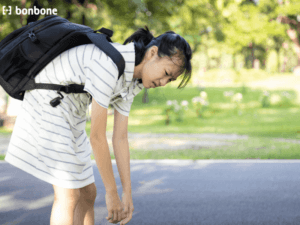 Gù lưng do mang balo nặng đúng không? phân tích từ góc nhìn khoa học