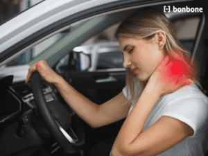 Tại sao tài xế cần đai chống gù lưng khi lái xe lâu dài?